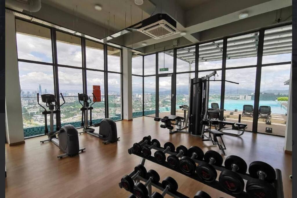 Pangsapuri Modern Ekocheras Loft Klcc View Near Mrt Freewifi *